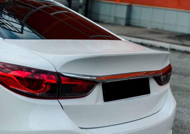 Крышка багажника var №1 место под номер "овал" для Mazda 6 (2013-н.в.) купить недорого с доставкой в Красногорск