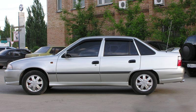 Накладки на пороги "Demo" Daewoo Nexia купить недорого с доставкой в Красногорск