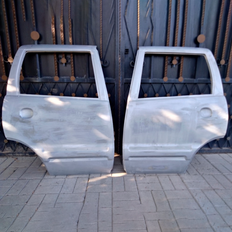 Задняя боковая дверь левая стеклопластиковая для Chevrolet Niv@ купить недорого с доставкой в Красногорск