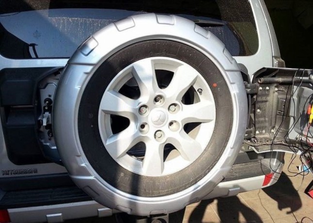 Бокс запасного колеса не окрашенный и прошитый для Mitsubishi Pajero IV (2006-2014) купить недорого с доставкой в Красногорск