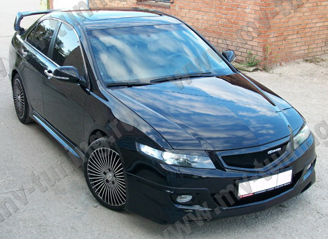 Решетка радиатора (сетка в комплекте) "MUGEN Style" для Honda Accord VII (2006-2008) купить недорого с доставкой в Красногорск