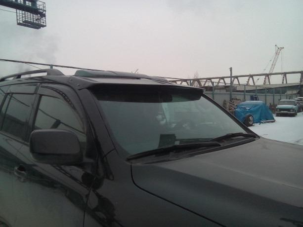Козырек на переднее стекло Toyota Land Cruiser 200 купить недорого с доставкой в Красногорск