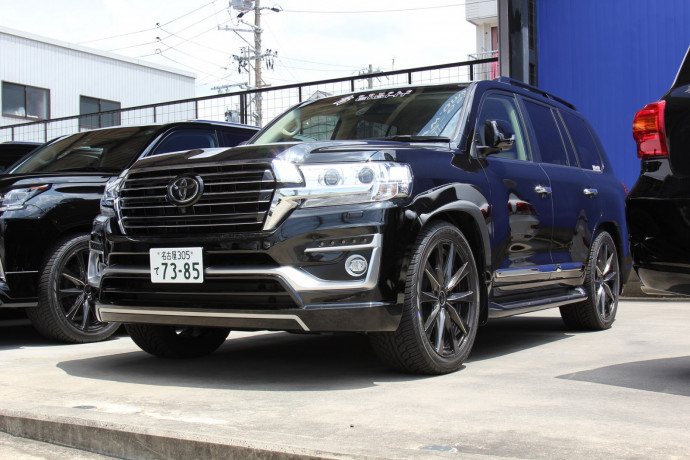 Бампер передний "Double Eight" для Toyota Land Cruiser 200 (Рестайлинг) купить недорого с доставкой в Красногорск