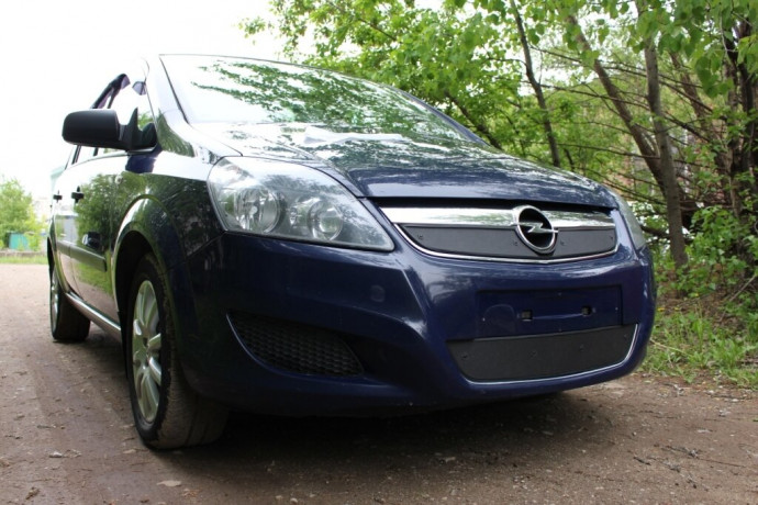 Зимняя защита радиатора "Standart" Opel Zafira B рестайлинг (2007-2015) купить недорого с доставкой в Красногорск