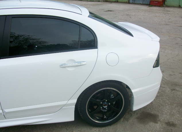 Лип спойлер для Honda Civic 4D (2006-2012) купить недорого с доставкой в Красногорск