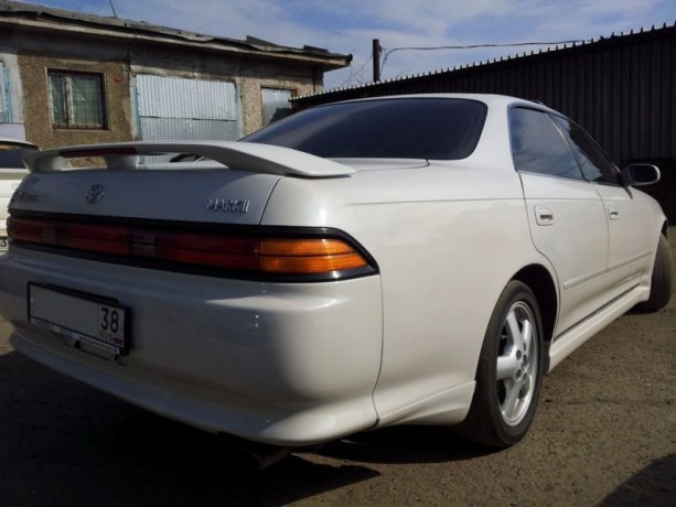 Накладки (клыки) на задний бампер (сток) Toyota Mark II (90) купить недорого с доставкой в Красногорск