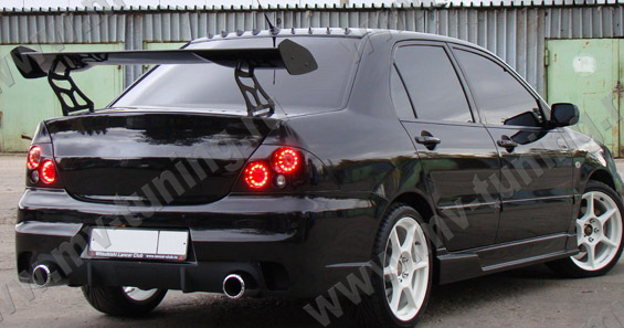 Корпуса под заднюю модульную оптику для Mitsubishi Lancer IX (2003-2009) купить недорого с доставкой в Красногорск